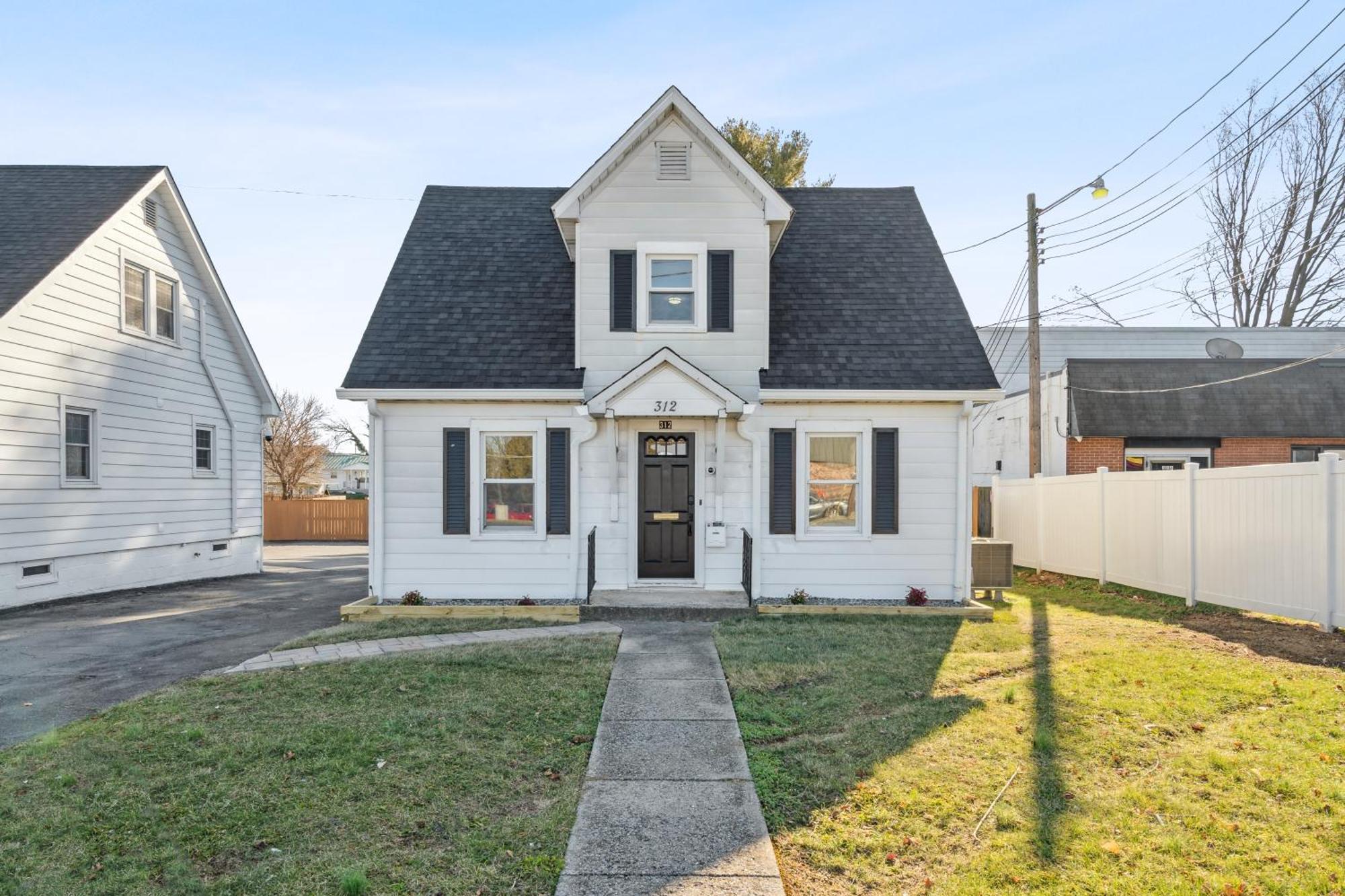 Logan'S House In Downtown Frederick Βίλα Εξωτερικό φωτογραφία